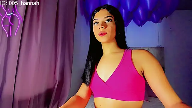 Hannahsmit online show from 10-31-25, 10:49