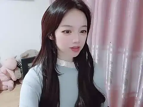 Snapshot of wwcc123 chatting on 10-22-25, 03:23 wwcc123 online show from 10-22-25, 03:23