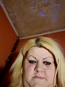 Snapshot of ducicsajsziii chatting on 12-18-24, 09:18 ducicsajsziii online show from 12-18-24, 09:18