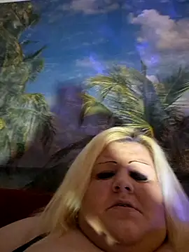 Snapshot of ducicsajsziii chatting on 02-09-25, 12:08 ducicsajsziii online show from 02-09-25, 12:08