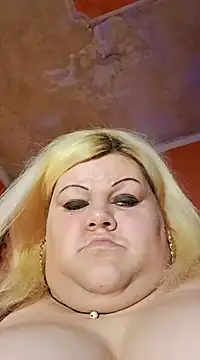 Snapshot of ducicsajsziii chatting on 02-19-25, 12:22 ducicsajsziii online show from 02-19-25, 12:22