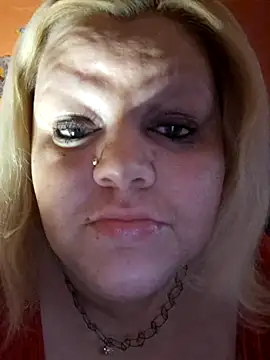 Snapshot of ducicsajsziii chatting on 03-15-25, 01:29 ducicsajsziii online show from 03-15-25, 01:29