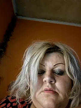 Snapshot of ducicsajsziii chatting on 10-10-25, 10:20 ducicsajsziii online show from 10-10-25, 10:20