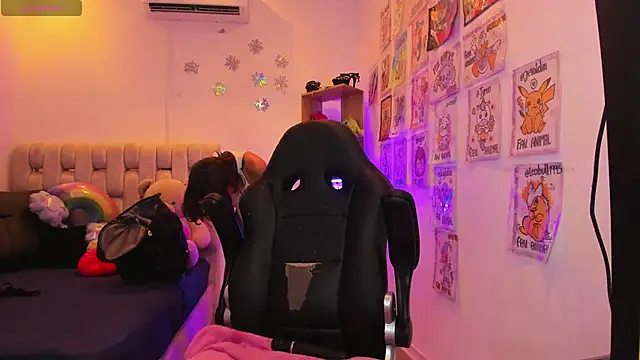 Gorgeous Team online show from 02-19-25, 11:04