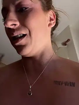 Snapshot of sofiah_ chatting on 02-02-26, 05:22 sofiah online show from 02-02-26, 05:22