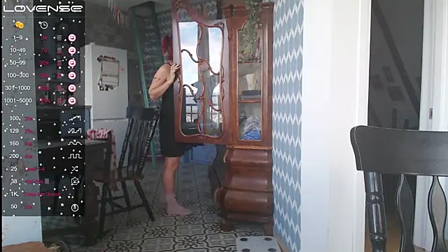 Snapshot of RubyLynxx chatting on 10-21-25, 06:47 RubyLynxx online show from 10-21-25, 06:47