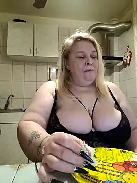 AriannaMilf online show from 11-13-25, 08:08