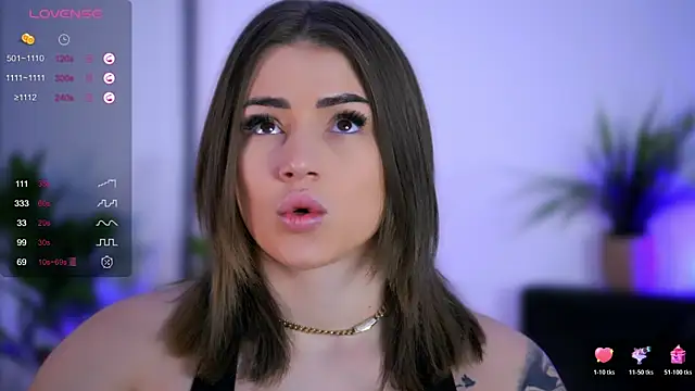 Snapshot of AishaCarter chatting on 11-14-25, 06:06 AishaCarter online show from 11-14-25, 06:06