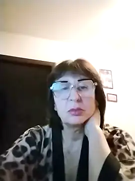 AlbinaXPretty online show from 10-26-25, 08:04