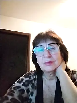 AlbinaXPretty online show from 11-12-25, 08:08