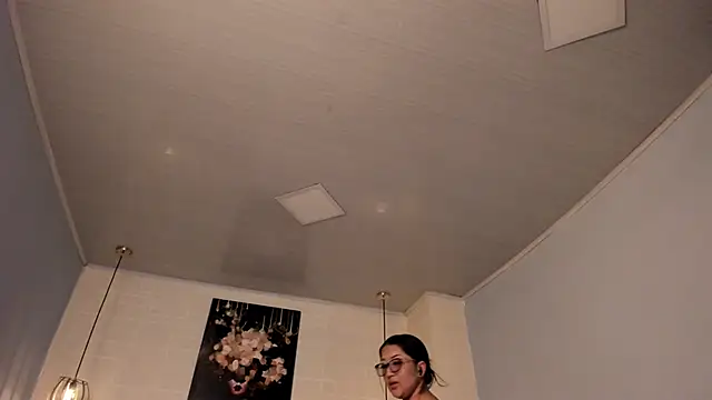 ayshel   online show from 01-22-25, 04:02