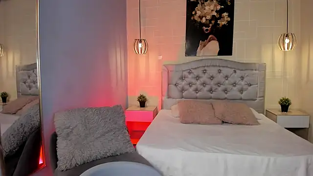 ayshel   online show from 02-05-25, 08:21