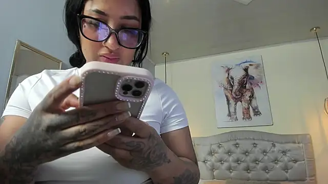 ayshel   online show from 04-09-26, 03:28