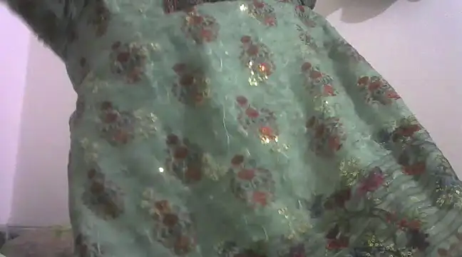 Snapshot of shekira99 chatting on 01-18-25, 07:26 shekira99 online show from 01-18-25, 07:26