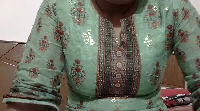 Snapshot of shekira99 chatting on 03-11-25, 02:51 shekira99 online show from 03-11-25, 02:51