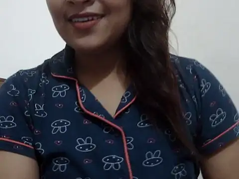 Snapshot of shekira99 chatting on 09-30-25, 01:27 shekira99 online show from 09-30-25, 01:27