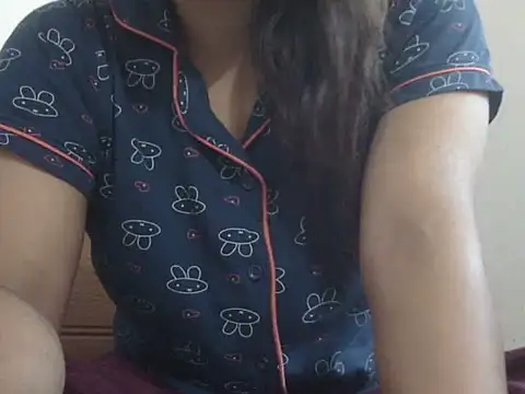 Snapshot of shekira99 chatting on 11-02-25, 05:32 shekira99 online show from 11-02-25, 05:32