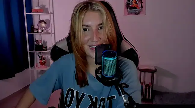 Snapshot of Dakotaa_ chatting on 01-16-25, 11:06 Dakotaa online show from 01-16-25, 11:06