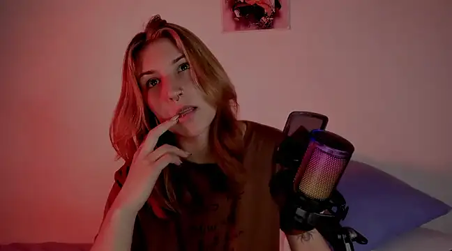 Snapshot of Dakotaa_ chatting on 02-22-25, 05:24 Dakotaa online show from 02-22-25, 05:24