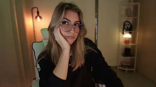 Dakotaa  online show from 12-01-25, 04:06