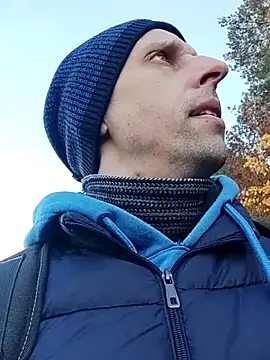 Snapshot of Yrikos1 chatting on 10-14-25, 02:07 Yrikos1 online show from 10-14-25, 02:07