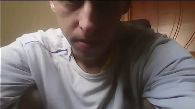 Snapshot of Yrikos1 chatting on 10-23-25, 10:36 Yrikos1 online show from 10-23-25, 10:36