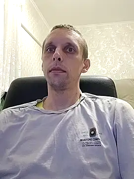 Snapshot of Yrikos1 chatting on 10-28-25, 09:39 Yrikos1 online show from 10-28-25, 09:39