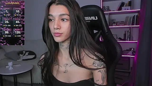 vinkitinkii online show from 12-21-24, 09:12