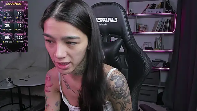 vinkitinkii online show from 01-22-25, 06:52