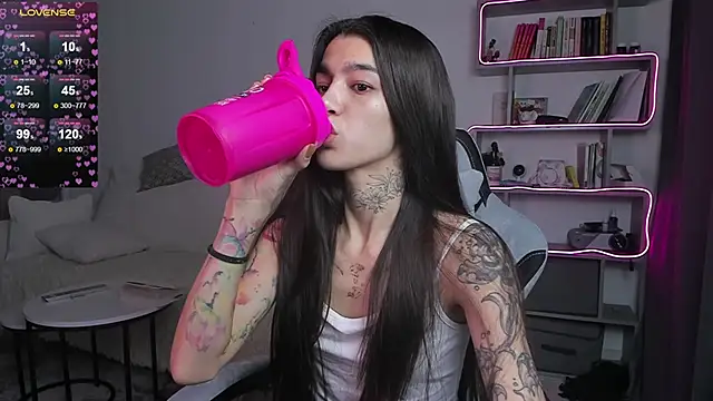 vinkitinkii online show from 03-20-25, 06:08