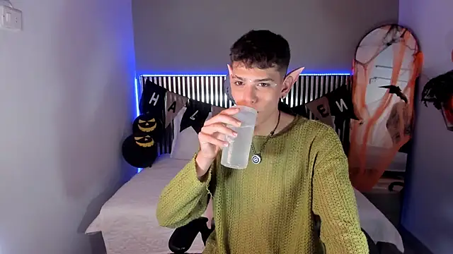 Jasson smit online show from 10-29-25, 02:19