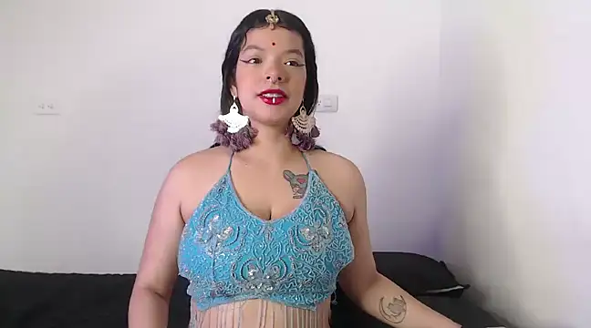 yungelitamor  online show from 01-09-25, 05:13