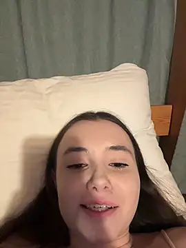 iamsofiedvige online show from 02-27-26, 05:02