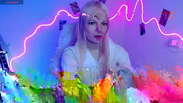 Emily Nyaffee online show from 10-01-25, 08:42