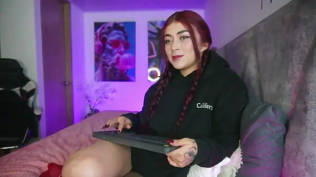 Snapshot of babesamanta chatting on 01-14-25, 05:30 babesamanta online show from 01-14-25, 05:30