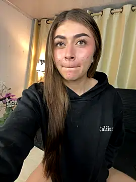 Snapshot of babesamanta chatting on 11-17-25, 12:38 babesamanta online show from 11-17-25, 12:38