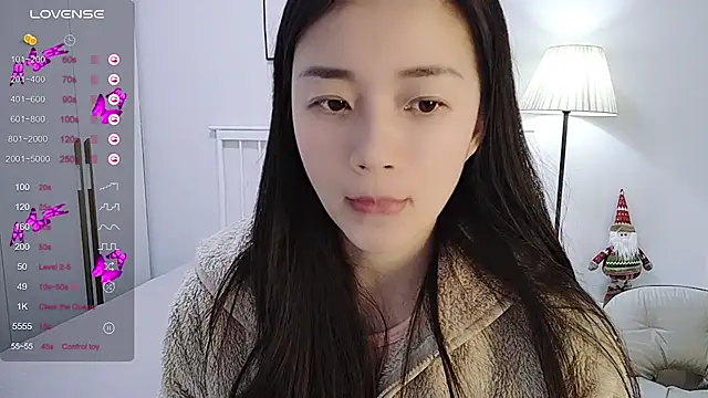 A-xena online show from 12-14-24, 08:13