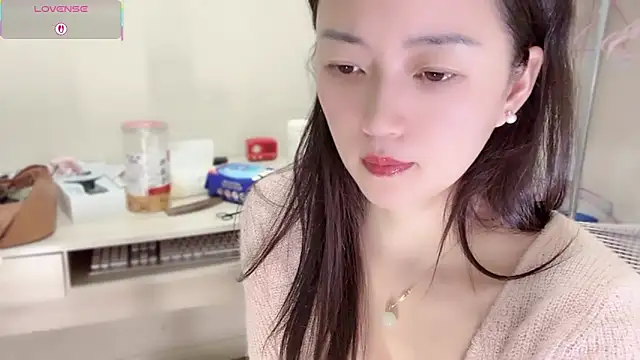 A-xena online show from 11-23-25, 02:17