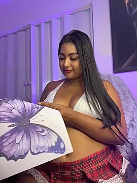 Snapshot of NatashaBrown12 chatting on 12-13-25, 08:36 NatashaBrown12 online show from 12-13-25, 08:36