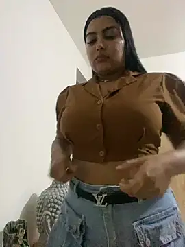 Snapshot of NatashaBrown12 chatting on 02-18-26, 11:01 NatashaBrown12 online show from 02-18-26, 11:01