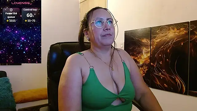 amalia brunette online show from 12-22-25, 11:24