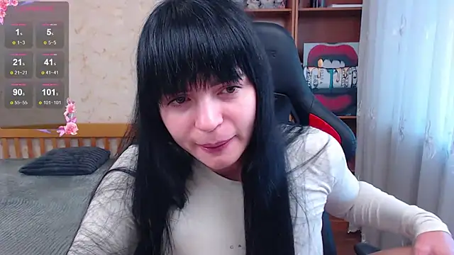 JuicyJess online show from 10-24-25, 10:33