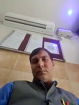 Snapshot of ZIMMY25 chatting on 02-28-25, 08:53 ZIMMY25 online show from 02-28-25, 08:53