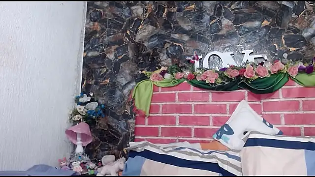 Snapshot of DesireDirtyTS__ chatting on 02-07-26, 11:52 DesireDirtyTS online show from 02-07-26, 11:52