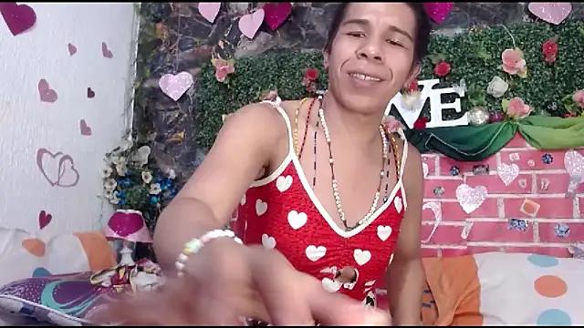 Snapshot of DesireDirtyTS__ chatting on 02-27-26, 12:05 DesireDirtyTS online show from 02-27-26, 12:05