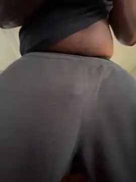 Snapshot of K1NGD916 chatting on 01-07-26, 08:33 K1NGD916 online show from 01-07-26, 08:33