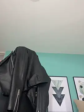 DianaHopson online show from 12-26-24, 02:59