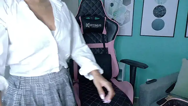 DianaHopson online show from 01-23-25, 10:22