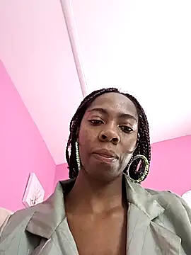 Shanelle   online show from 11-19-25, 01:33