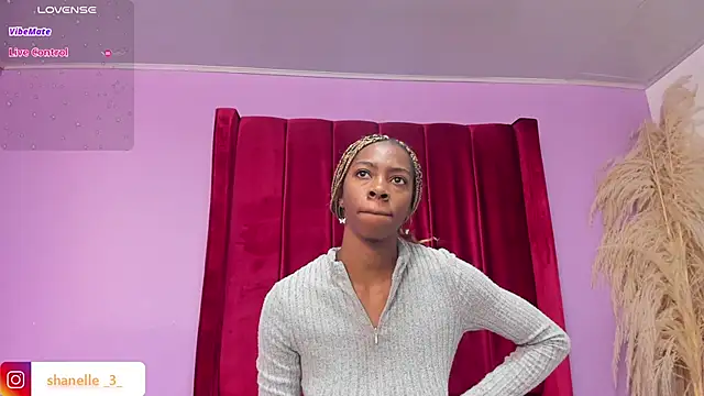 Snapshot of Shanelle__ chatting on 02-02-26, 01:43 Shanelle online show from 02-02-26, 01:43